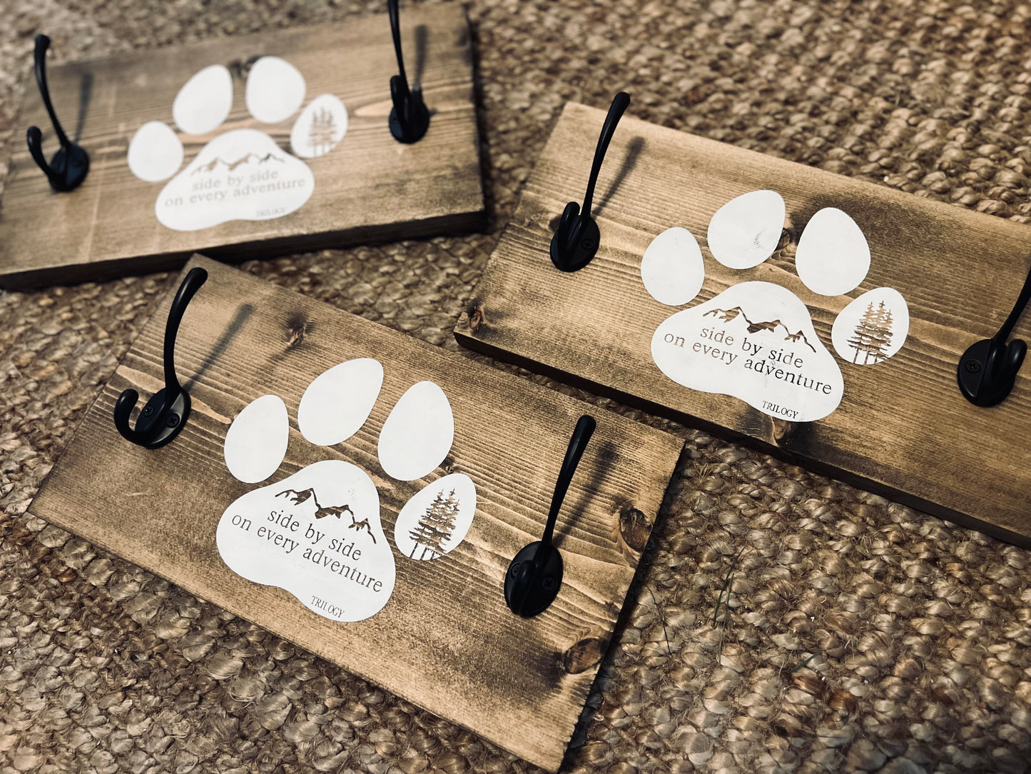 Paw print hook