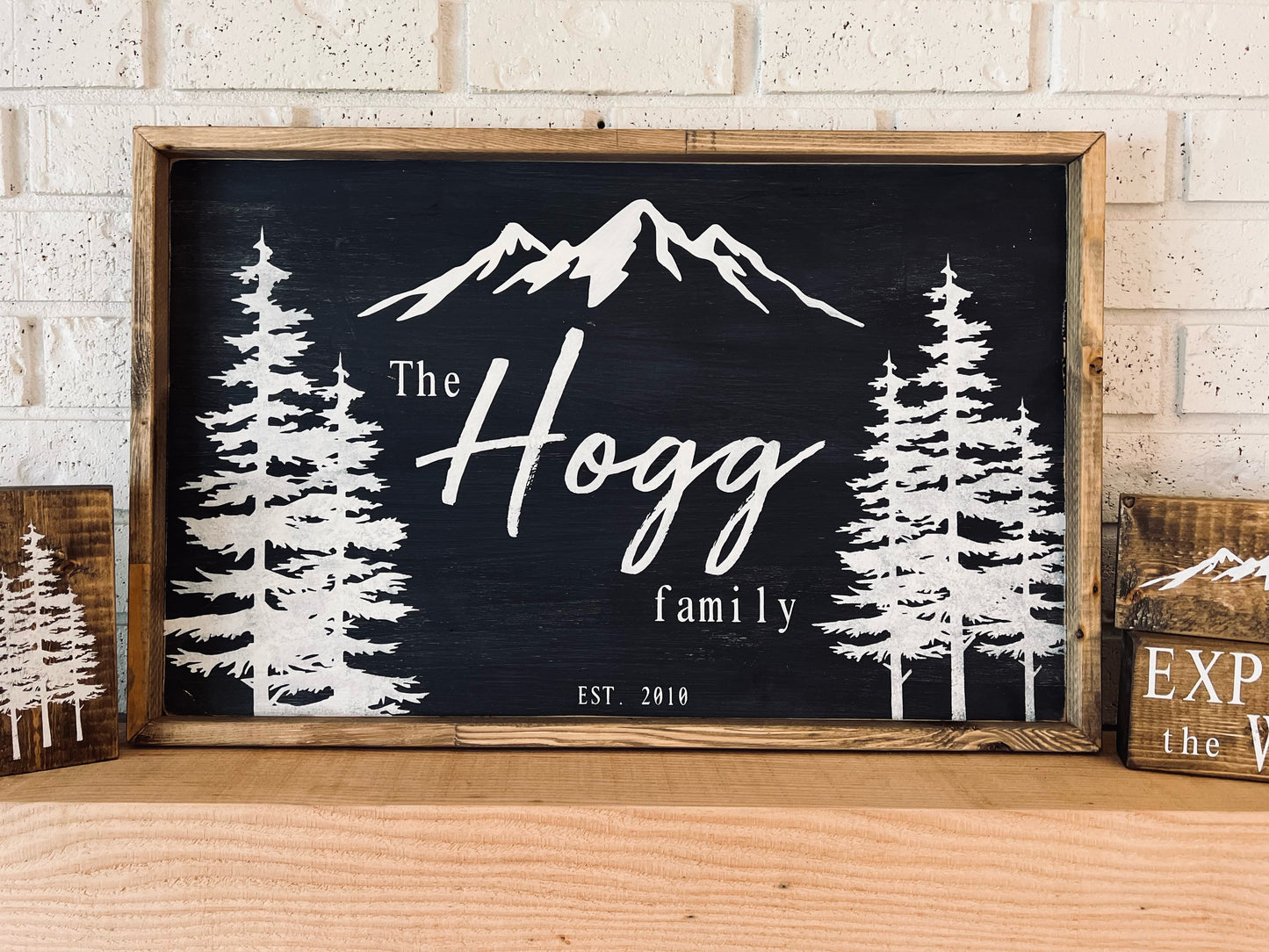 Last name sign