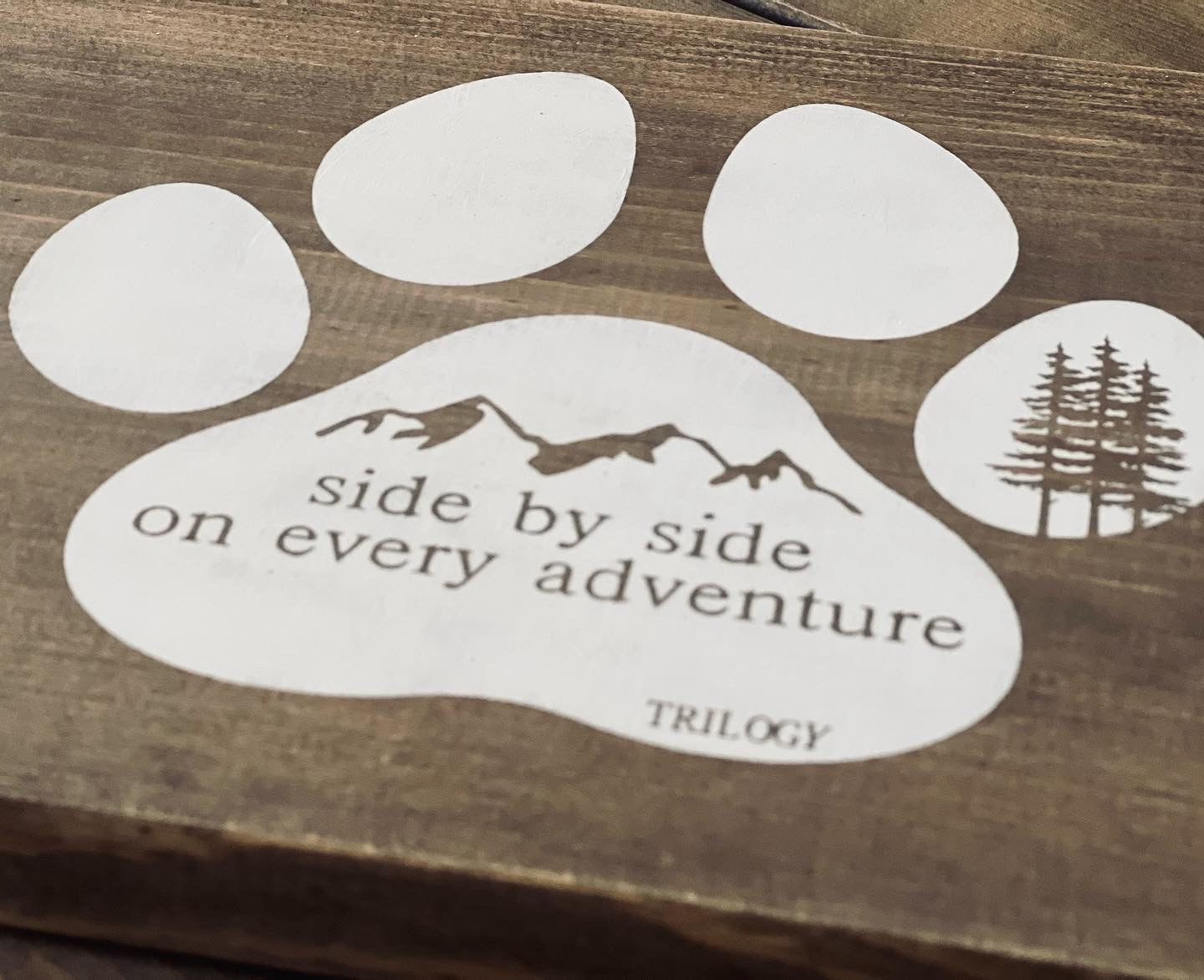 Paw print hook