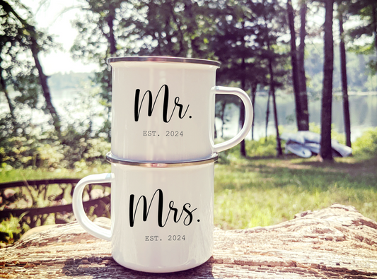 Mr. and Mrs. Mug set